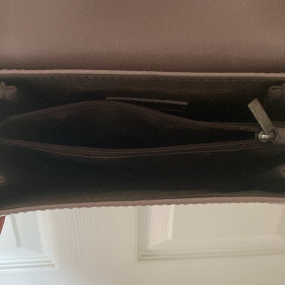 MATT & NAT Rubicon Vintage Camo Pink Crossbody Saddle Bag - Picture 6 of 8